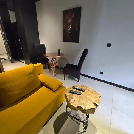 Design Vistula Old Town Private Underground Parking *