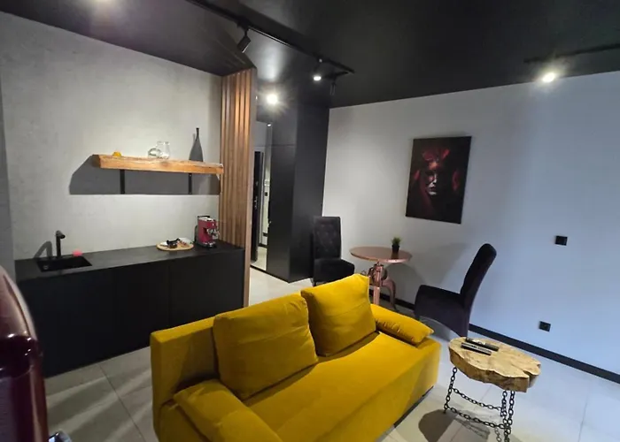 Design Vistula Old Town Private Underground Parking